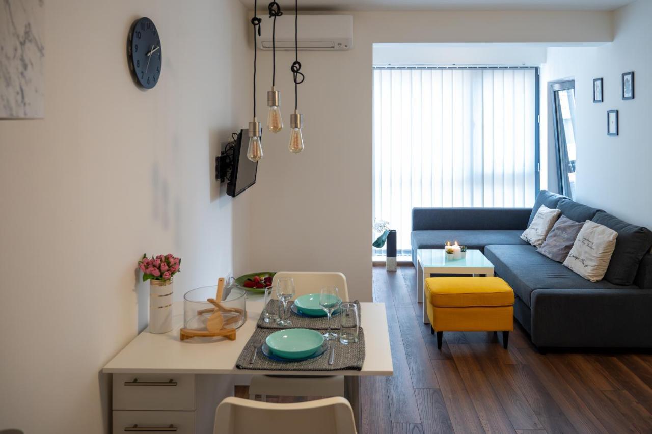 Bright Studio In The City Center Sofia Exterior foto