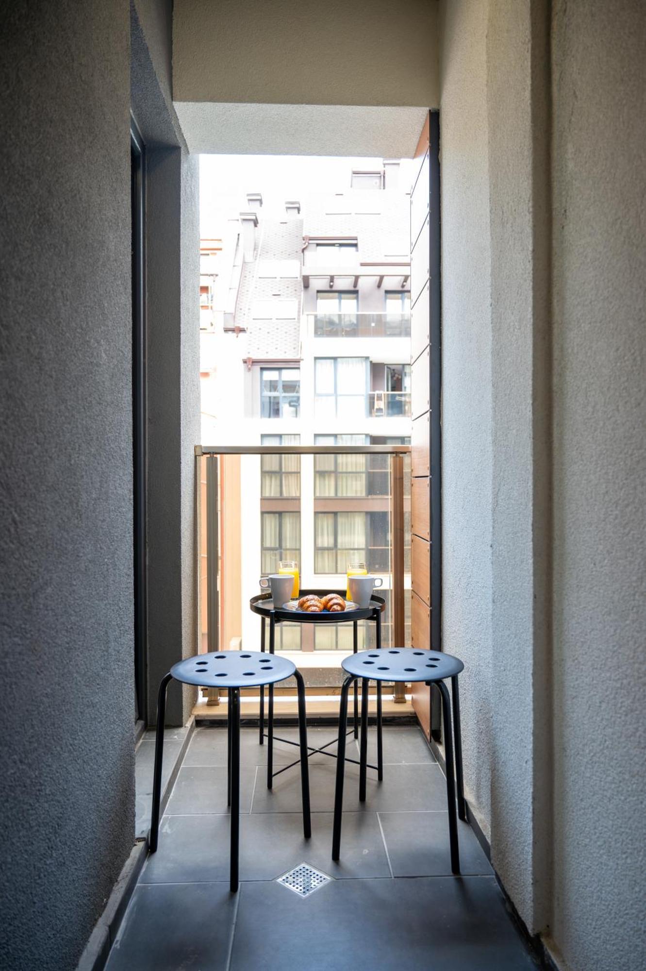 Bright Studio In The City Center Sofia Exterior foto